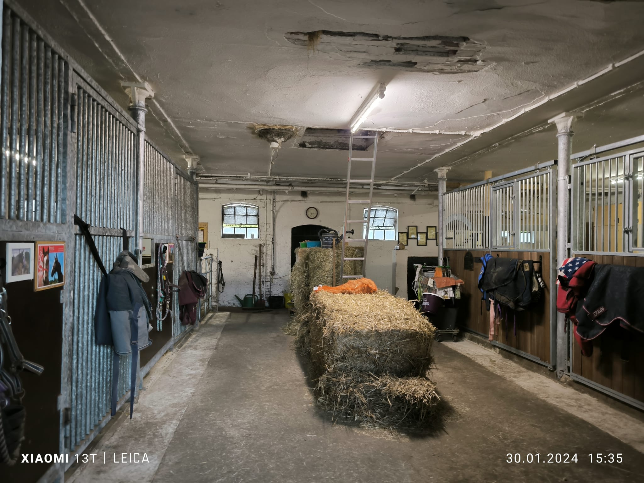 Stallungen und Rundgang